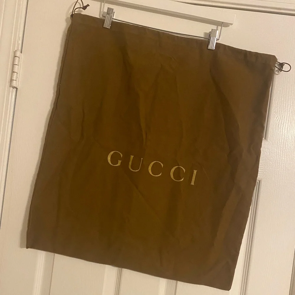 Gucci Brown Drawstring Dust Bag with Gold Logo. 21.5X23.5. Excellent Condition.